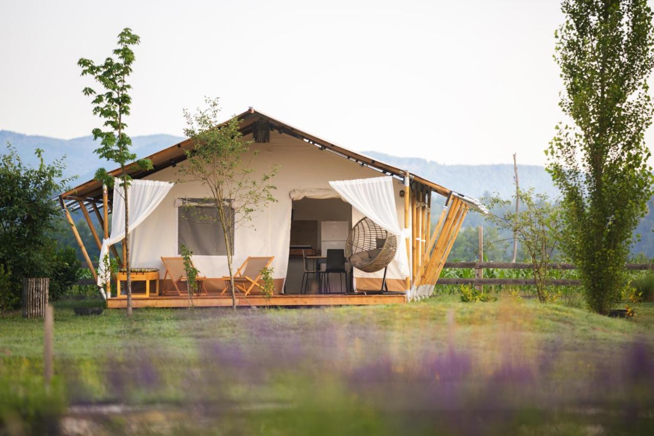 Glamping Kolpa Resort Gradac Eksteriør bilde