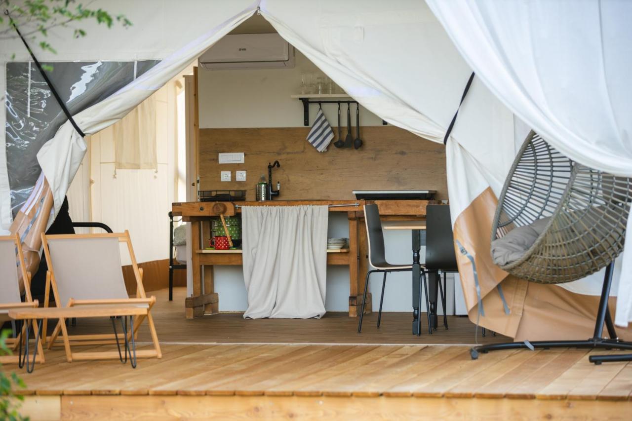 Glamping Kolpa Resort Gradac Eksteriør bilde