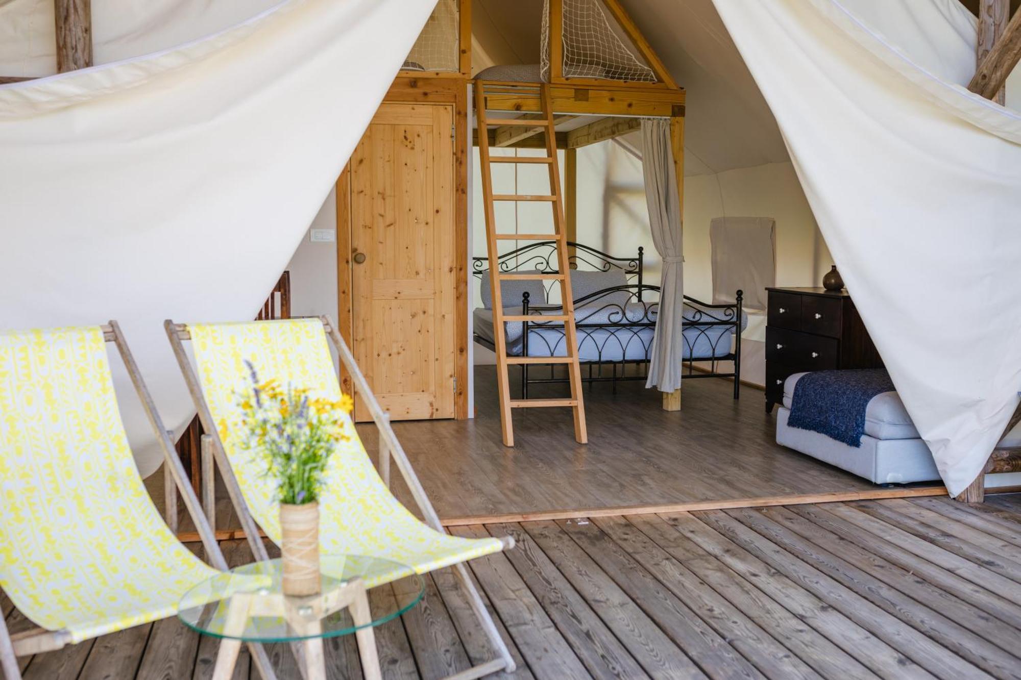 Glamping Kolpa Resort Gradac Eksteriør bilde