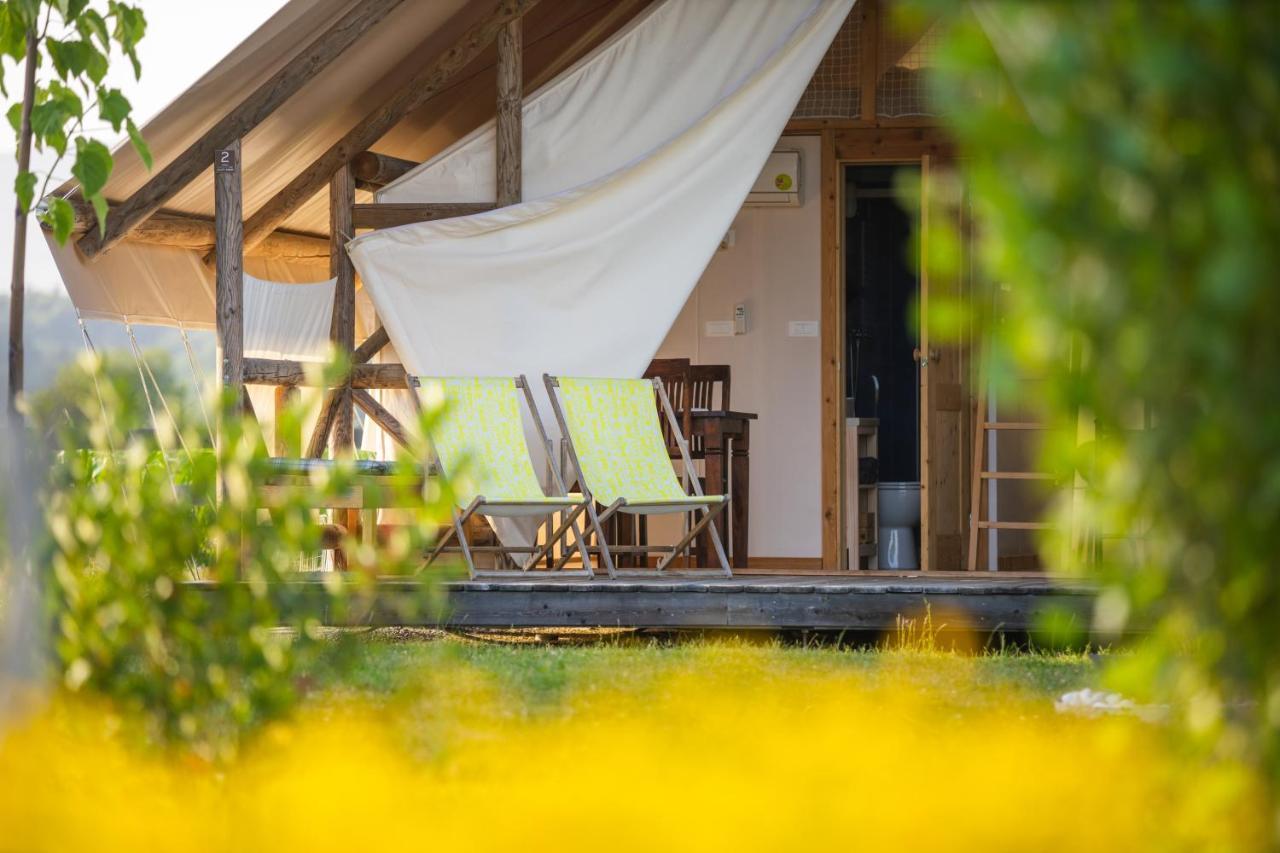 Glamping Kolpa Resort Gradac Eksteriør bilde