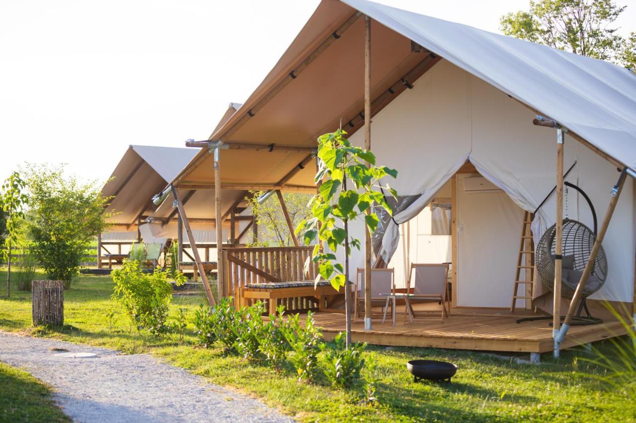 Glamping Kolpa Resort Gradac Eksteriør bilde