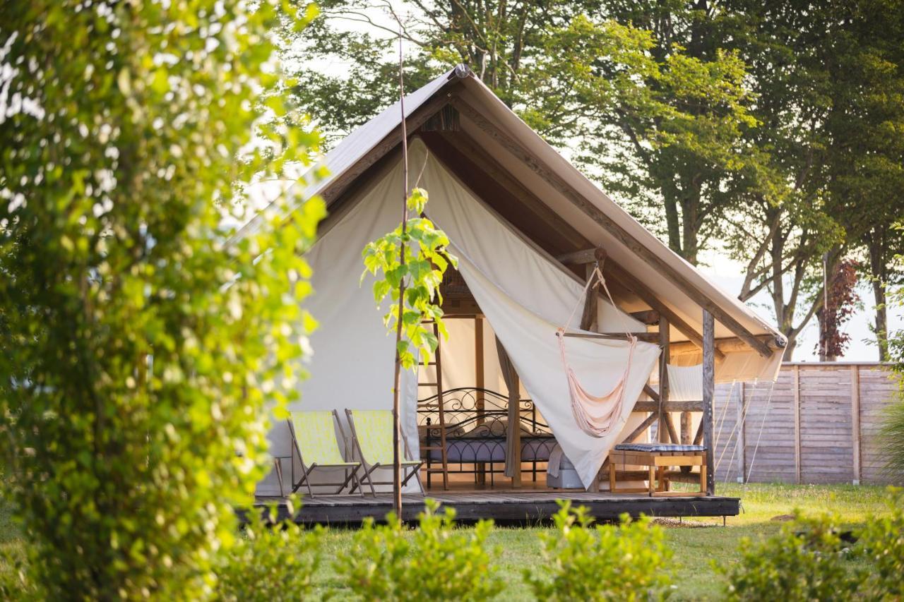 Glamping Kolpa Resort Gradac Eksteriør bilde