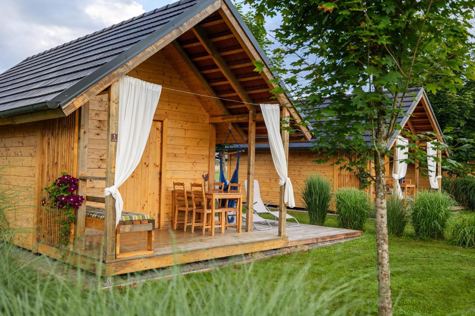 Glamping Kolpa Resort Gradac Eksteriør bilde